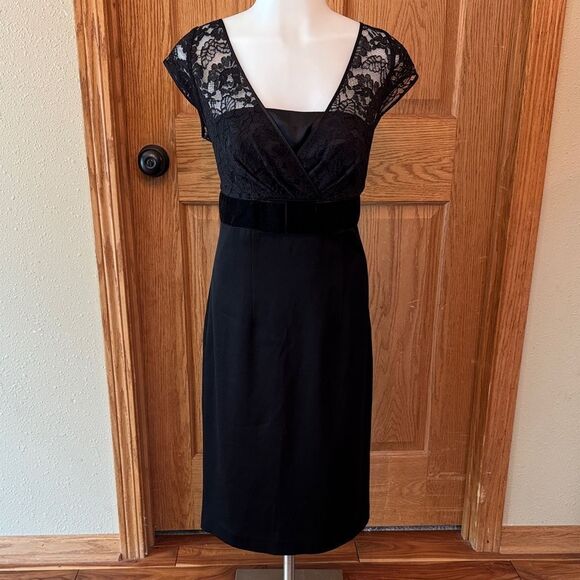 BANANA REPUBLIC Black Lace Cap Sleeve Velvet Bow Midi Cocktail Dress - Picture 2 of 12